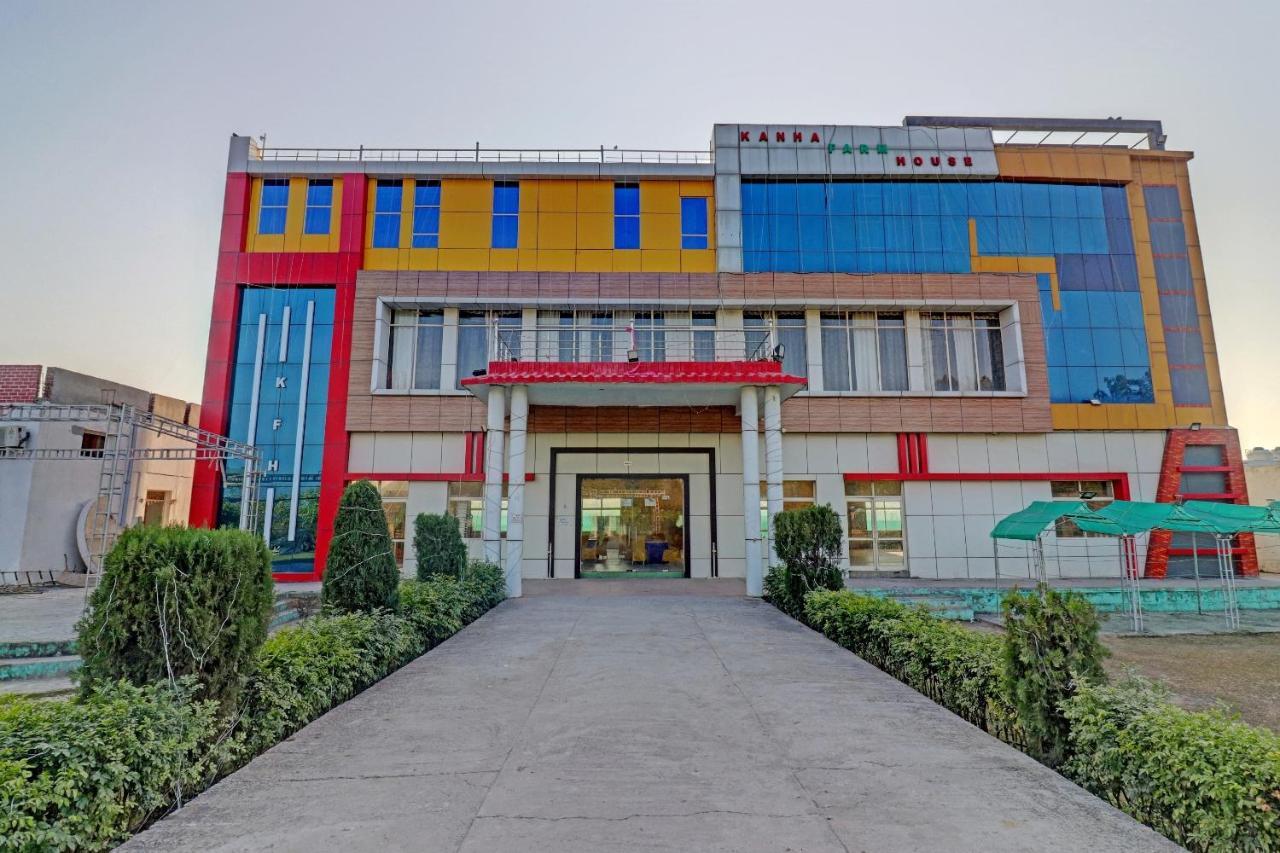 Capital O Kanha Resort Sikandra Rao Екстер'єр фото