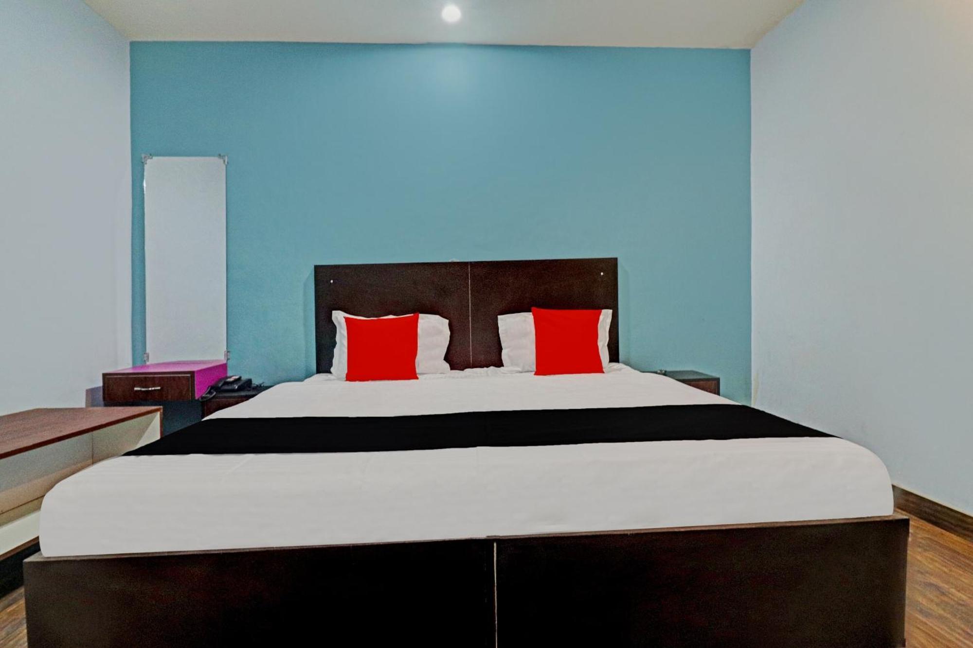 Capital O Kanha Resort Sikandra Rao Екстер'єр фото