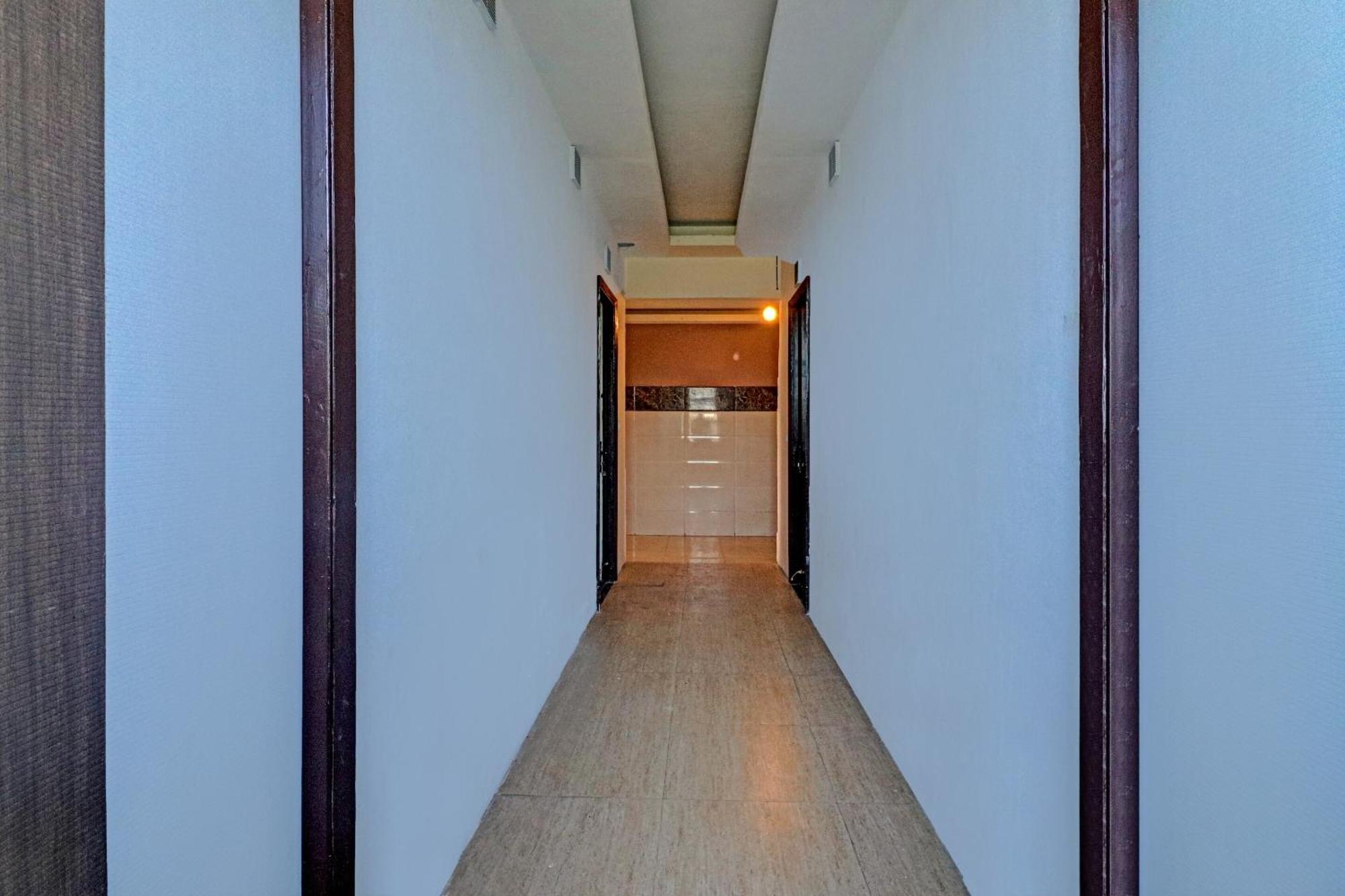 Capital O Kanha Resort Sikandra Rao Екстер'єр фото